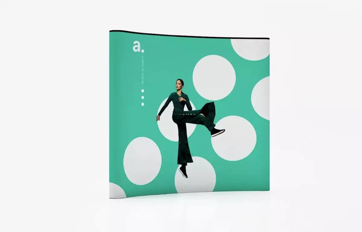 Stand parapluie – une forme de publicité mobile qui attire le regard