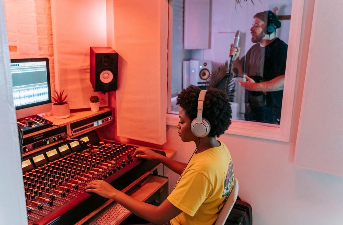 How AI Music Generation Is Transforming the Future of Digital Sound Creation